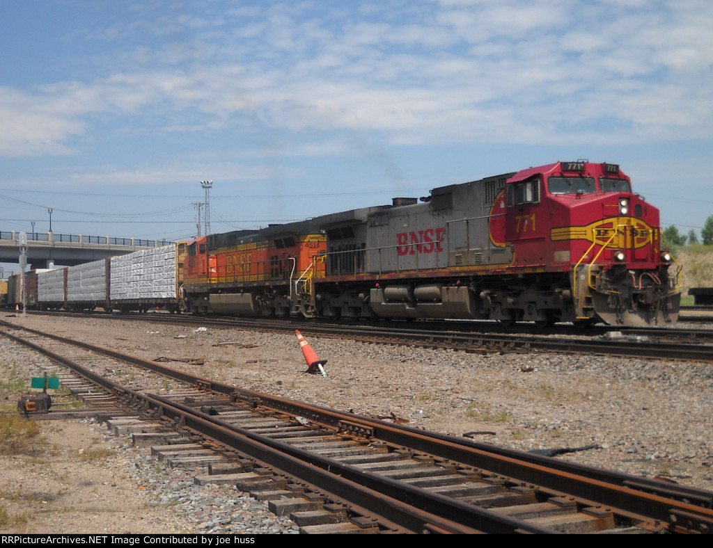 BNSF 771 East